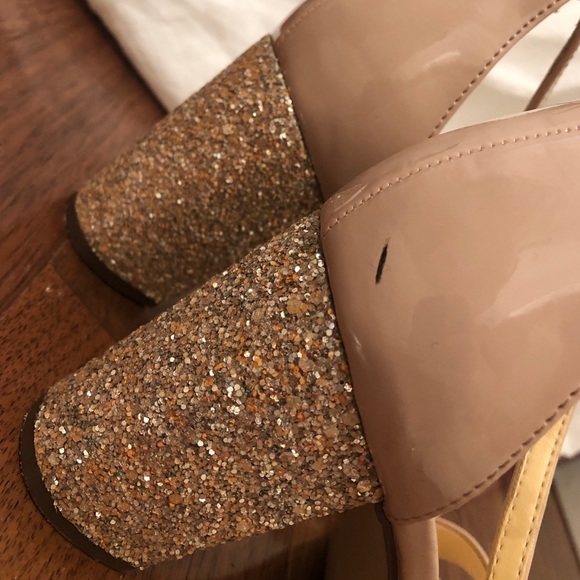 Unisa heels✨ - Picture 4 of 4